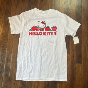 NWT Sanrio Hello Kitty White Apple T Shirt Size M